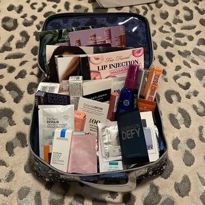 Makeup bag with samples